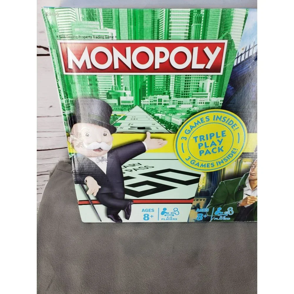 Hasbro Gaming Family‎ Gaming Triple Play Pack 3 Pack Monopoly Clue Twister Game